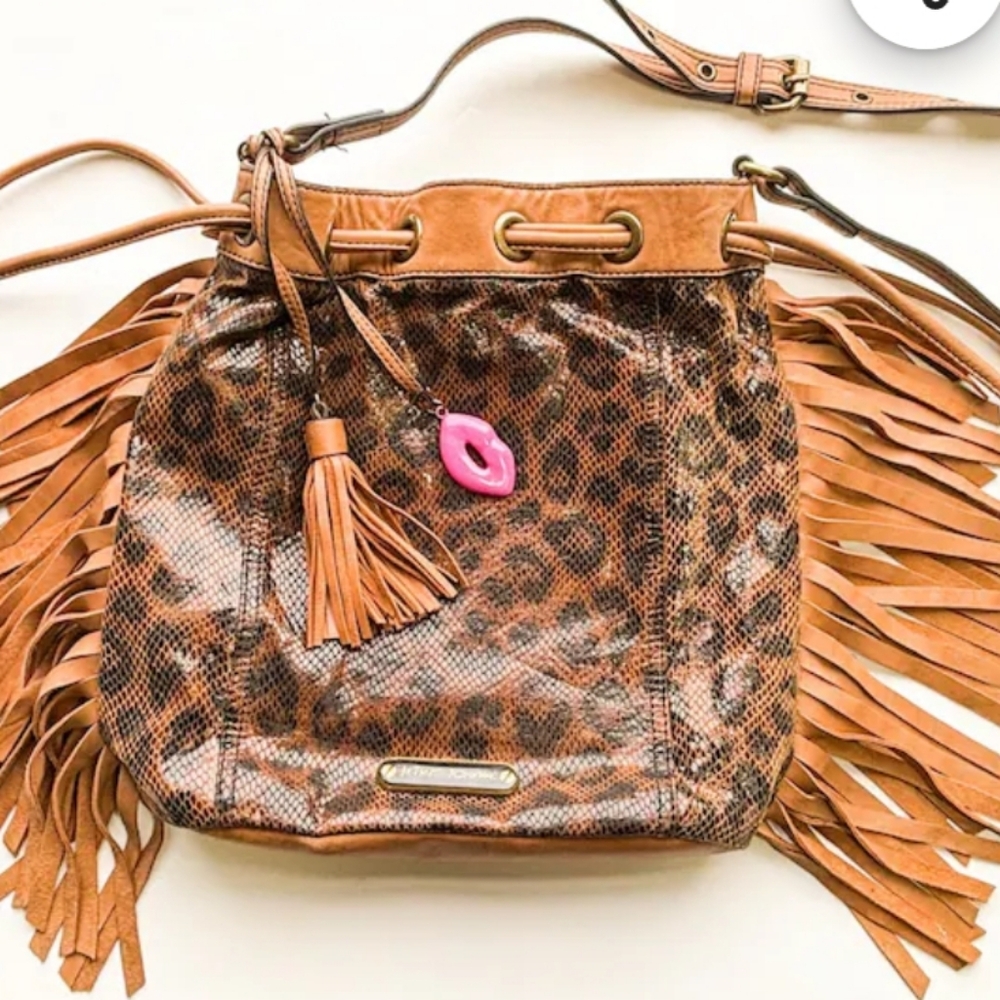 Betsey Johnson 1990s Cheetah Print Leather Shoulder Bag | 90s Brown Animal Print - Picture 2 of 11
